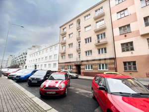 Prodej bytu 1+1 44 m² Praha