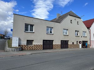 Prodej dvougeneračního domu 220 m² Švihov