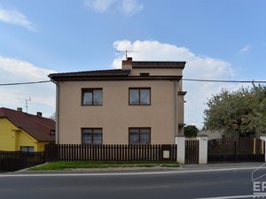 Prodej rodinného domu 250 m² Bečváry