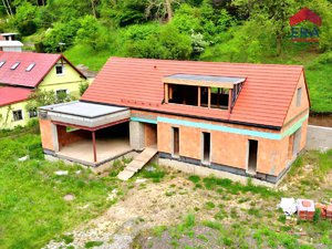 Prodej rodinného domu 196 m² Třebotov