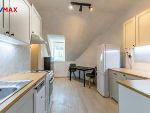 Pronájem bytu 2+kk 36 m² Praha