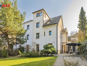 Prodej rodinného domu 231 m² Praha