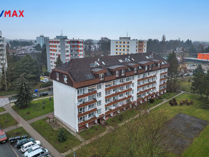 Prodej bytu 1+kk, garsoniery 42 m² Hradec Králové