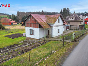 Prodej rodinného domu 100 m² Hořiněves