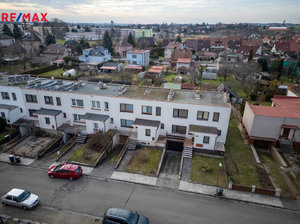 Pronájem rodinného domu 129 m² Holohlavy