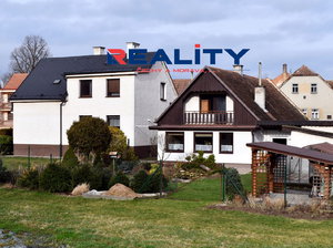 Prodej rodinného domu 384 m² Újezdec