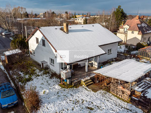 Prodej rodinného domu 404 m² Kostelec nad Černými lesy