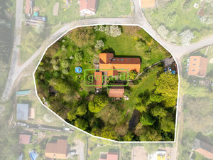 Prodej rodinného domu 440 m² Boudy
