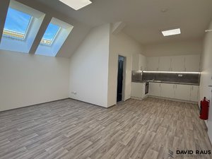 Pronájem bytu 1+kk, garsoniery 35 m² Rajhrad