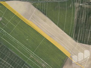 Prodej podílu zemědělské půdy 7085 m² Týnec nad Labem