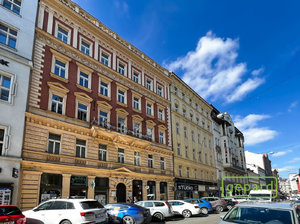 Prodej bytu 4+kk 138 m² Praha