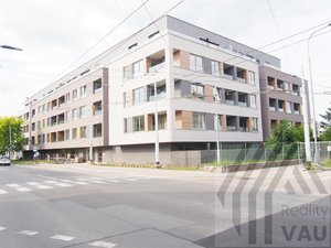 Pronájem parkovacího místa 16 m² Pardubice