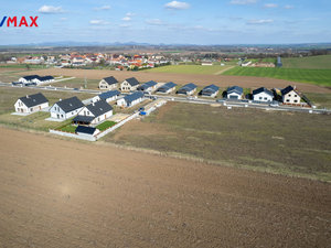 Prodej stavební parcely 857 m² Žatec