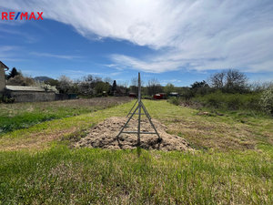 Prodej stavební parcely 886 m² Zdice