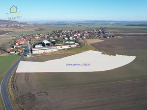 Prodej komerčního pozemku 11892 m² Dolní Stakory