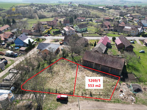 Prodej stavební parcely 553 m² Cholenice