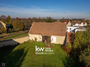 Prodej zemědělské usedlosti 279 m² Kněževes