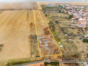 Prodej stavební parcely 6416 m² Mohelno