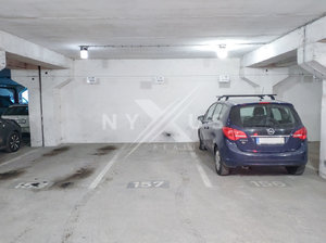 Prodej parkovacího místa 12 m² Praha