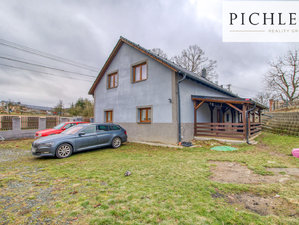 Prodej rodinného domu 200 m² Meclov
