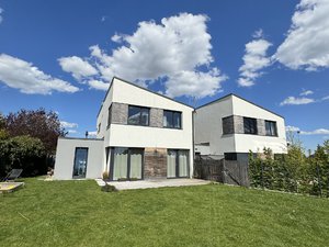 Prodej rodinného domu 174 m² Hostivice
