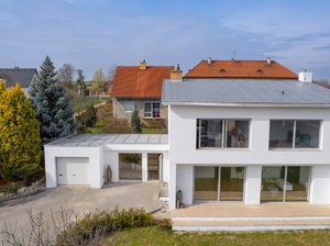 Prodej rodinného domu 214 m² Klobuky