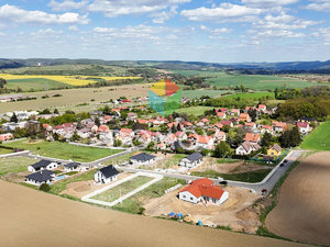 Prodej stavební parcely 919 m² Liteň