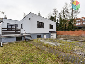 Prodej rodinného domu 270 m² Unhošť