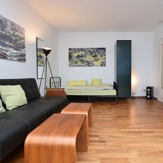 Pronájem bytu 1+kk a garzoniéry 45 m² Praha, Otopašská