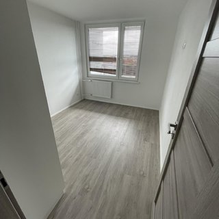 Pronájem bytu 3+kk 70 m² Pardubice, Palackého třída