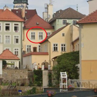 Pronájem bytu 1+kk a garzoniéry 60 m² Jindřichův Hradec, nám. Míru