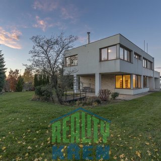 Prodej rodinného domu 387 m² Zlatníky-Hodkovice, Na Vrškách