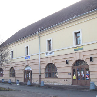 Pronájem obchodu 54 m² Hradec Králové, Československé armády