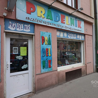 Pronájem obchodu 68 m² Praha, U Kavalírky