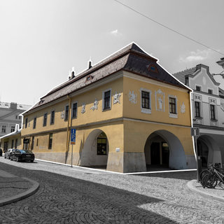 Prodej historického objektu 710 m² Valašské Meziříčí, Náměstí