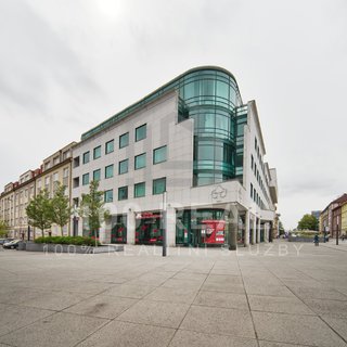 Pronájem obchodu 11 m² Hradec Králové, náměstí 28. října