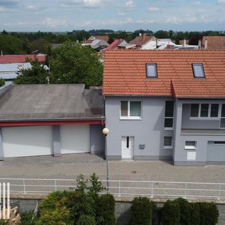 Prodej rodinného domu 305 m² Křenovice