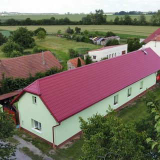 Prodej rodinného domu 100 m² Straky