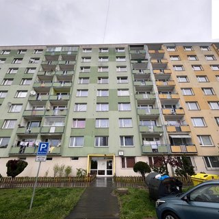 Prodej bytu 3+1 77 m² Krupka, Karla Čapka