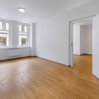 Prodej bytu 2+1 63 m² Plzeň, Houškova