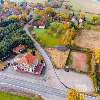 Prodej komerčního pozemku 2 548 m² Borek