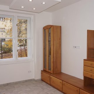 Pronájem bytu 3+kk 54 m² Praha, N. A. Někrasova