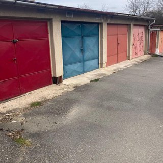 Prodej garáže Rousínov