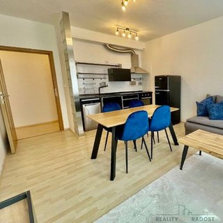 Pronájem bytu 2+kk 47 m² Praha, Husitská