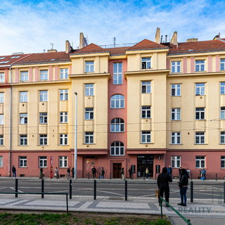 Prodej bytu 2+kk 53 m² Praha, Dělnická