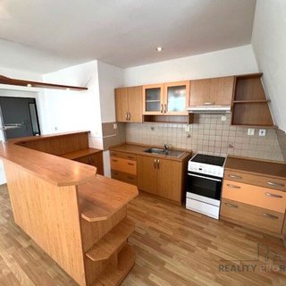 Prodej bytu 3+kk 90 m² Břeclav, Šilingrova