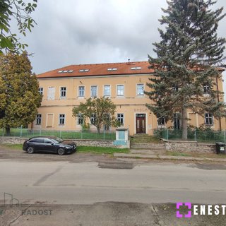 Prodej činžovního domu 961 m² Hostovlice, 