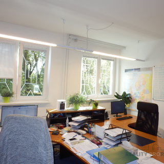 Prodej kanceláře 490 m², 