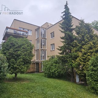 Pronájem bytu 2+1 68 m² Teplice, Třebízského