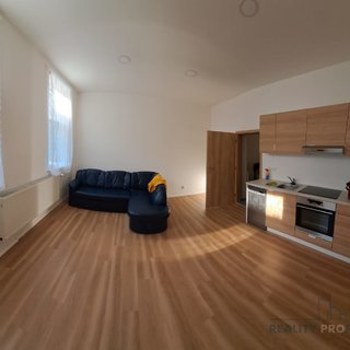 Pronájem bytu 2+kk 40 m² Brno, Netušilova